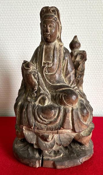 Sculpture en Bois de Kwan Yin - Dynastie Qing - 1644 à 1911