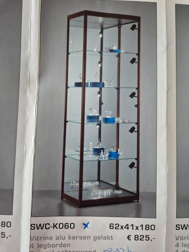 Vitrines d'exposition pour collections, Huis en Inrichting, Woonaccessoires | Etagères, Zo goed als nieuw, Ophalen