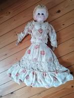 Poupée de composition ancienne avec des yeux endormis et des, Antiquités & Art, Enlèvement