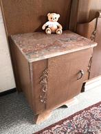 Tables de chevet marbre & lit - dernière chance !, Enlèvement, Utilisé