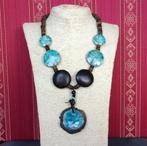 Long collier ethnique en céramiques raku turquoises, ébène, Bleu, Avec pendentif, Enlèvement ou Envoi, Neuf