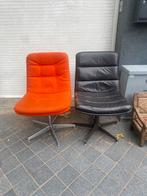 2 Vintage opknap Artifort stoelen ( 1 lederen 1 stoffen )., Ophalen, Zo goed als nieuw