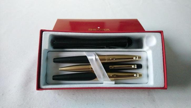 Sheaffer Intrigue Matte Gold/Black set Vulpen 14K/585 M-nib, Verzamelen, Pennenverzamelingen, Nieuw, Pennenset, Sheaffer, Met doosje
