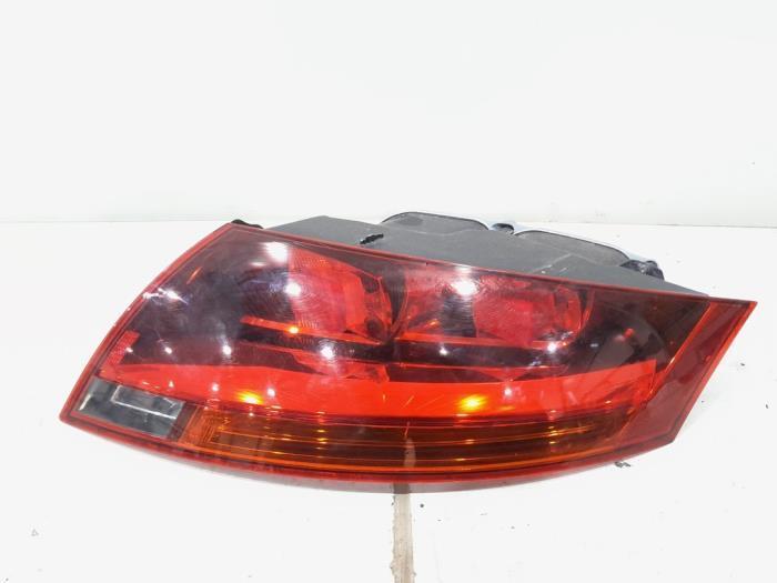 Feu arrière droit d'un Audi TT, Autos : Pièces & Accessoires, Éclairage, Audi, Utilisé, 3 mois de garantie, Enlèvement ou Envoi