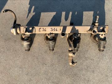 BMW compact E36 316  injecteurs beschikbaar voor biedingen