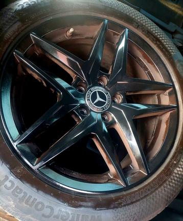 Mercedes GLB-GLA velgen met winterbanden 235 55 18 beschikbaar voor biedingen