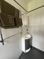 badkamer kleine lavabo en kast, Huis en Inrichting, Badkamer | Badkamermeubels, Ophalen