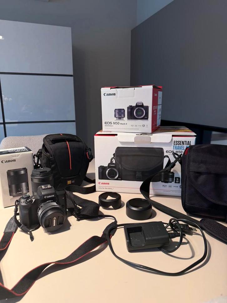 Eos M50 Mark II essential travel kit, Audio, Tv en Foto, Fotocamera's Digitaal, Zo goed als nieuw, Canon, Ophalen