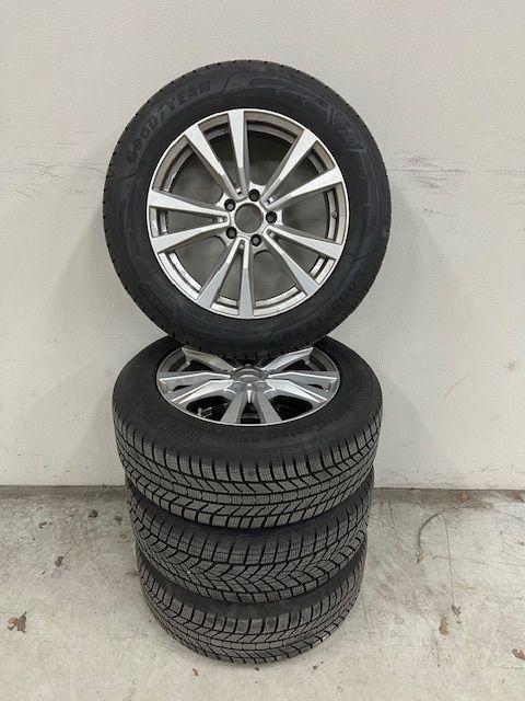 Winterset MB GLC GoodYear Ultra Grip Performance 235/60 R18, Auto-onderdelen, Banden en Velgen, Banden en Velgen, Winterbanden