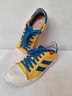 Bijna nieuwe sneakers van Kickers Vintage - P. 39, Kleding | Dames, Schoenen, Geel, Ophalen of Verzenden, Zo goed als nieuw, Sneakers