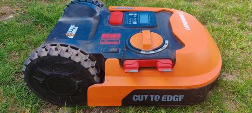 Worx M700, Tuin en Terras, Robotmaaiers, Zo goed als nieuw, Ophalen