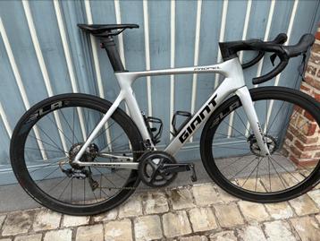 Giant Propel Advanced Custom Color van Color Monkeys beschikbaar voor biedingen
