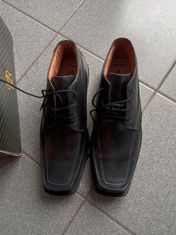 Herenschoenen maat 44 halfhoog zwart echt leer, Kleding | Heren, Schoenen, Zwart, Ophalen of Verzenden