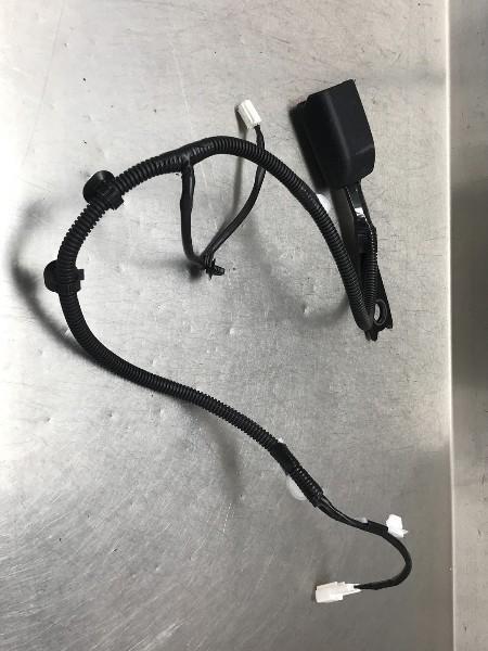 GORDELSLOT RECHTS VOOR Subaru Trezia (01-2011/-), Auto-onderdelen, Interieur en Bekleding, Subaru, Gebruikt