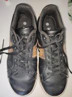 sneakers dames Zwart en goud witte zool, Brantano, Zwart, Ophalen of Verzenden, Zo goed als nieuw