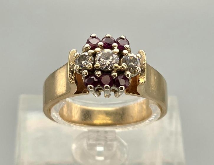 Gouden antieke ring met edelsteen robijn en diamant.2025/630, Handtassen en Accessoires, Antieke sieraden, Ring, Goud, Met edelsteen
