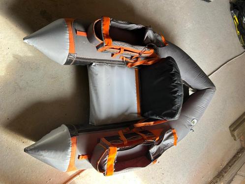 Outcast bellyboat, Watersport en Boten, Hengelsport | Roofvissen, Gebruikt, Overige typen, Ophalen
