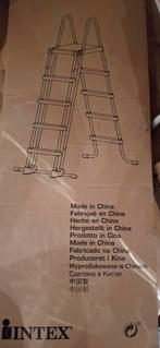 Intex zwembadladder, nieuw/ongebruikt, Tuin en Terras, Zwembad-toebehoren, Ophalen
