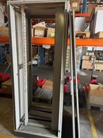 Serverkast in goede staat te koop, Ophalen, Gebruikt