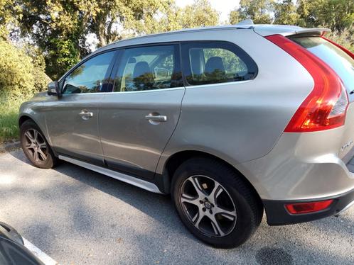 Volvo XC60 onberispelijk, Auto's, Volvo, Particulier, XC60, 4x4, ABS, Achteruitrijcamera, Adaptieve lichten, Airbags, Airconditioning