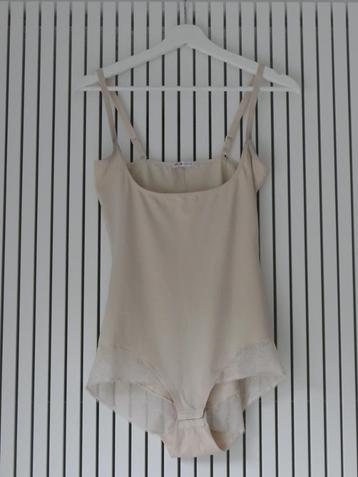 Shapewear Insua XL beschikbaar voor biedingen