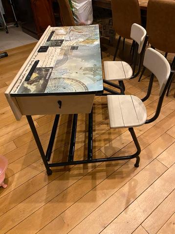 Bureau kind beschikbaar voor biedingen
