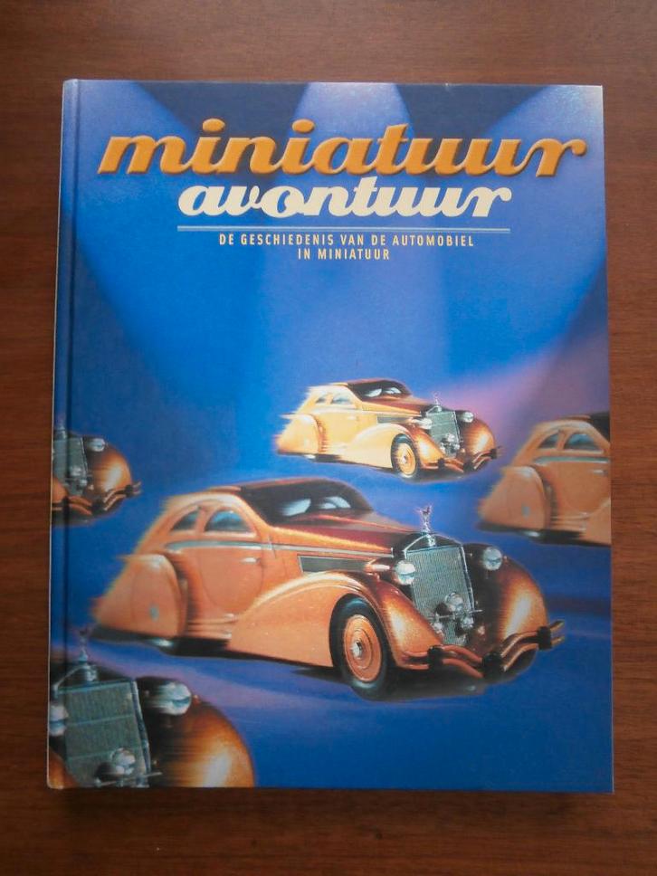 Boek over miniatuur auto's (niet in de boekhandel), Hobby en Vrije tijd, Modelauto's | 1:43, Nieuw, Auto, Verzenden