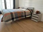 Bed + bedside tables, Huis en Inrichting, Slaapkamer | Bedden, Ophalen, Zo goed als nieuw