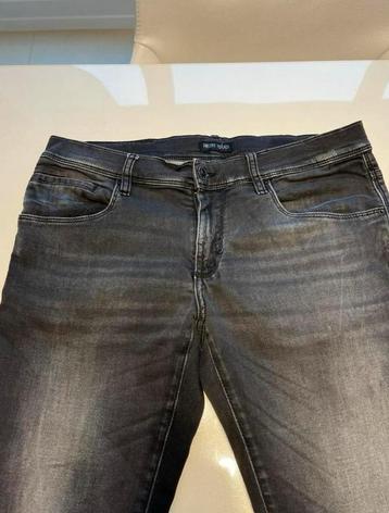 Antony Morato Jeans 34/32 beschikbaar voor biedingen