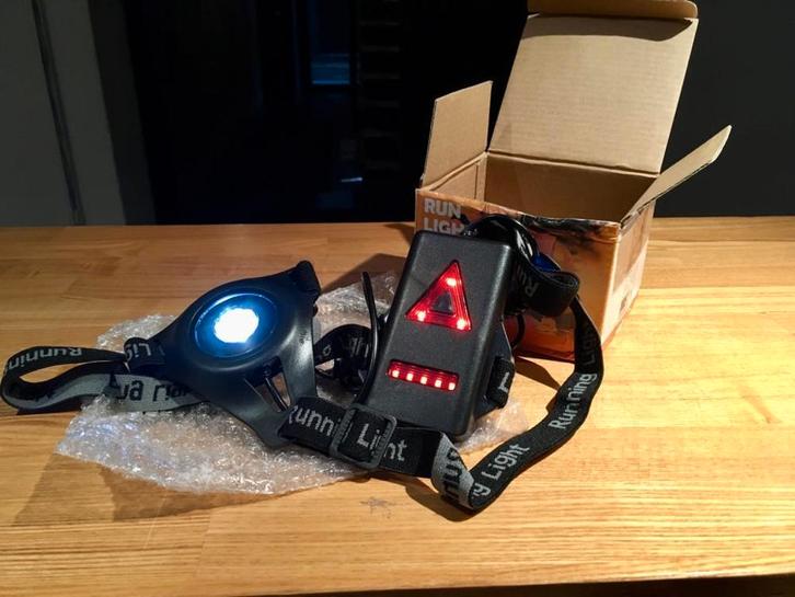 Nieuw Running light- borstlamp voor sporters – RUN LIGHT ;;, Fietsen en Brommers, Fietsaccessoires | Fietsverlichting, Verlichtingsset