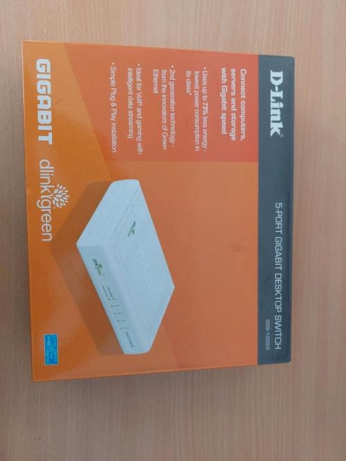 D-Link DGS-1005D, Computers en Software, Netwerk switches, Zo goed als nieuw, Ophalen