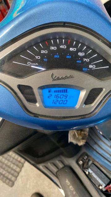 Vespa primvera  klass-B beschikbaar voor biedingen