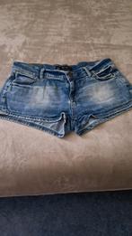 Korte dames short Zara maat 36, Vêtements | Femmes, Jeans, W28 - W29 (confection 36), Enlèvement ou Envoi, Zara, Comme neuf