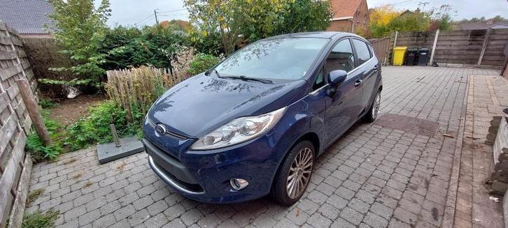 Ford Fiesta, Auto's, Ford, Particulier, Fiësta, Benzine, Euro 5, 5 deurs, Automaat, Blauw, Stof, Ophalen