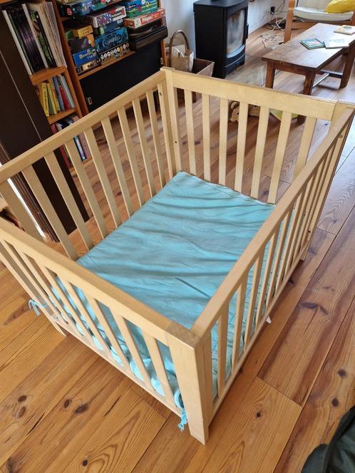 Parc bébé en bois, Kinderen en Baby's, Babyparken, Gebruikt, Rechthoekig, In hoogte verstelbaar, Boxkleed, Ophalen