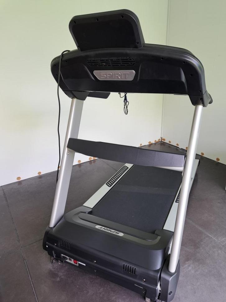 loopband Spirit Fitness XT685, Sport en Fitness, Fitnessapparatuur, Zo goed als nieuw, Loopband, Benen, Metaal, Ophalen