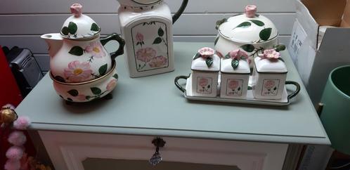 villeroy & boch wild roses totaalpakket, Antiek en Kunst, Antiek | Servies compleet, Ophalen
