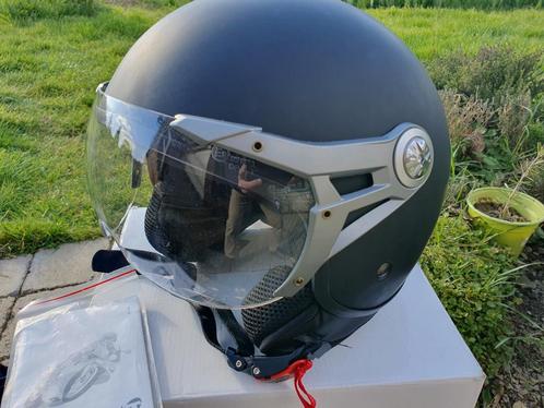 Casque Jet taille S – visière relevable – neuf, Fietsen en Brommers, Brommerhelmen, Nieuw, Small, Ophalen