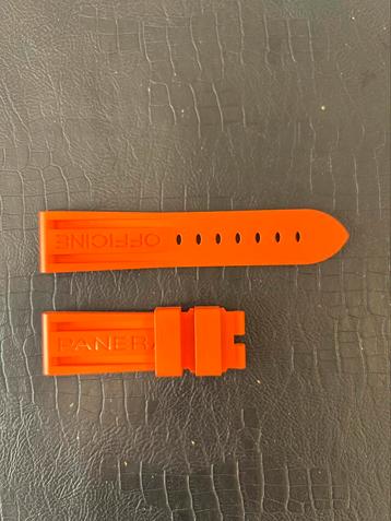 Superb Officine Panerai oranje rubberen band beschikbaar voor biedingen