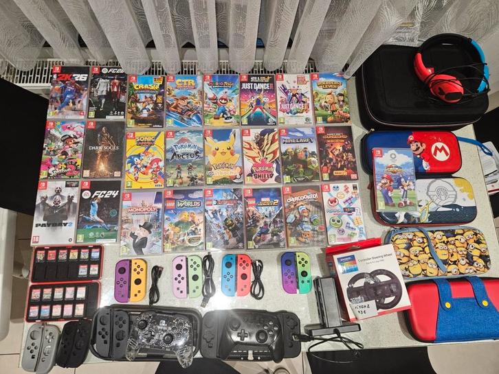 Nintendo Switch-games en accessoires, Games en Spelcomputers, Spelcomputers | Nintendo Switch, Zo goed als nieuw, Ophalen of Verzenden
