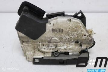 Portierslot rechts VW Polo 6R 5K1837016B beschikbaar voor biedingen