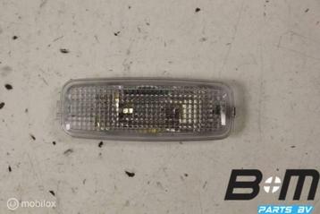 Make up verlichting LV of RV Audi A6 Avant 4D0947105A