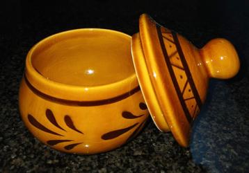 Te koop: Handversierde suikerpot van aardewerk! beschikbaar voor biedingen