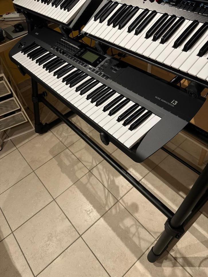 Korg i3 Workstation Keyboard Black, Muziek en Instrumenten, Keyboards, Zo goed als nieuw, 61 toetsen, Korg, Midi-aansluiting, Ophalen