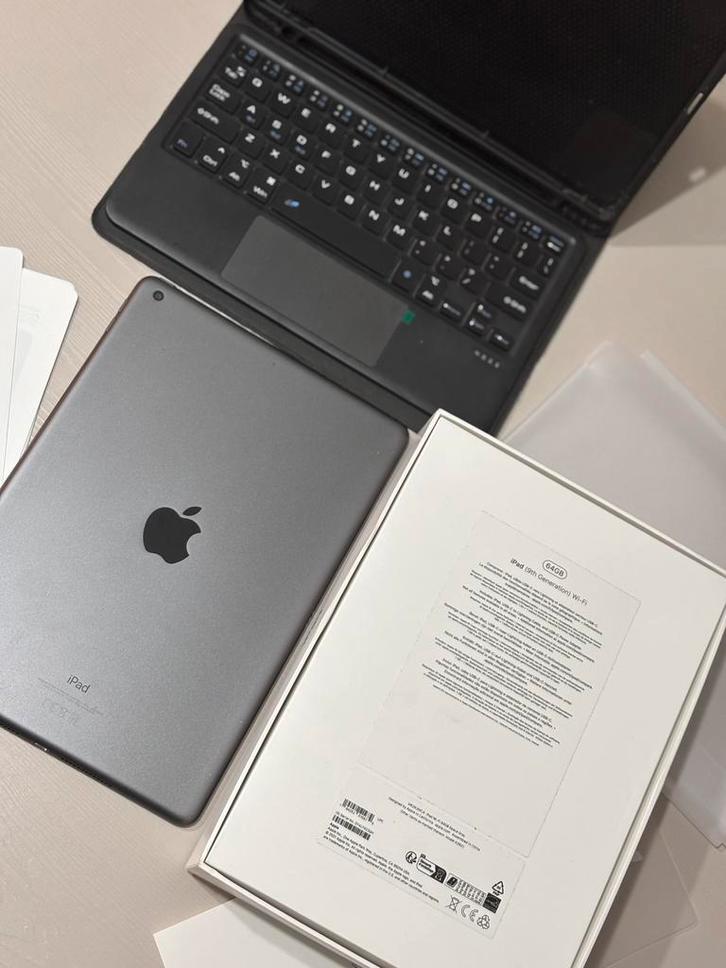 Apple iPad 9e génération 2021, Informatique & Logiciels, Housses pour tablettes, Utilisé, Protection face avant, 10 pouces, Enlèvement ou Envoi