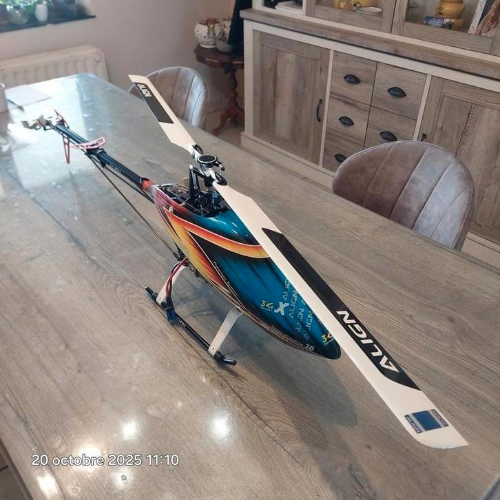 Vend T-rex 550 pro dfc, Hobby en Vrije tijd, Modelbouw | Radiografisch | Helikopters en Quadcopters, Zo goed als nieuw, Helikopter
