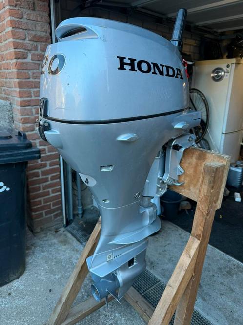 Honda 20PK kortstaart 2016, Watersport en Boten, Buiten- en Binnenboordmotoren, Zo goed als nieuw, Benzine, Buitenboordmotor, 10 tot 30 pk