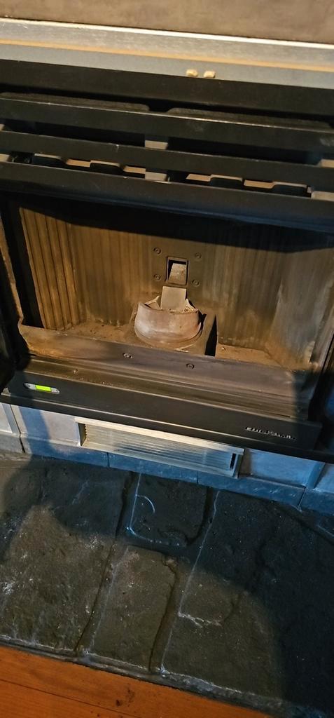 Edilkamin pelbox scf 10kw inzetstuk + 1 dubbele ventilator, Huis en Inrichting, Haarden, Zo goed als nieuw, Ophalen