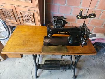 Naaimachine bernina 216  beschikbaar voor biedingen