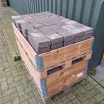 Pavés en béton gratuits..., Pierre ou Argile, Enlèvement, Utilisé, 10 m²² ou plus